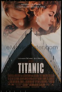 2y0991 TITANIC DS 1sh 1997 Leonardo DiCaprio & Winslet, Cameron, collide with destiny!