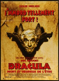 2z0869 DRACULA DEAD & LOVING IT French 1p 1996 Mel Brooks, vampire Leslie Neilsen, different image!