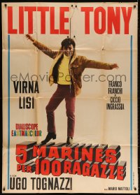 2z0525 5 MARINES PER 100 RAGAZZE Italian 1p R1962 full-length image of pop singer Little Tony!