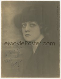 3f0533 BETTY BLYTHE signed deluxe 7.25x9.5 still 1910s portrait by Buttemere, who also signed!
