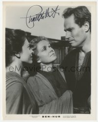 3f0555 CHARLTON HESTON signed 8x10 still 1960 c/u with Cathy O'Donnell & Martha Scott in Ben-Hur!