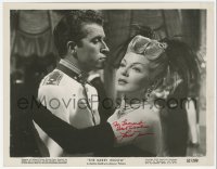 3f0654 LANA TURNER signed 8x10 still 1952 great close up with Fernando Lamas in The Merry Widow!