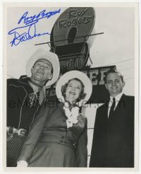 3f1139 ROY ROGERS/DALE EVANS signed 8x10 REPRO still 1980s by BOTH Roy Rogers AND Dale Evans!