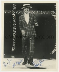 3f0733 SAMMY DAVIS JR signed 8.25x10 still 1970s full-length on stage in cool suit & skimmer hat!