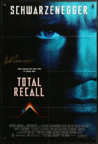 3f0086 TOTAL RECALL signed 1sh 1990 by Arnold Schwarzenegger, huge image of him, Paul Verhoeven!