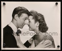 3g1144 AFFAIRS OF DOBIE GILLIS 2 8x10 stills 1953 Debbie Reynolds & Van in MGM's love-happy musical!