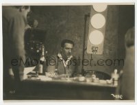3m0131 TESTAMENT OF DR. MABUSE deluxe German 4.5x6 still 1933 Fritz Lang on set by camera & lights!