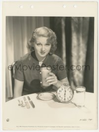 3r0267 GRACE BRADLEY 8x11 key book still 1935 only orange juice for lunch in the new movie diet!