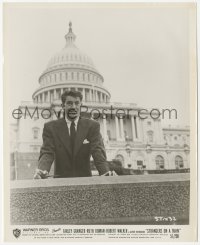 3r0551 STRANGERS ON A TRAIN 8.25x10 still 1951 Farley Granger standing in front of Capitol Dome!