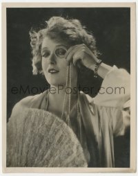 3r0418 MY VIENNESE LOVER deluxe English 7.75x9.75 still 1926 Mary Nolan with pearl necklace monocle!