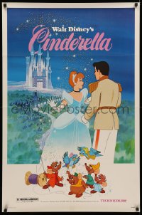 3t0801 CINDERELLA 1sh R1981 Walt Disney classic romantic cartoon, image of prince & mice!