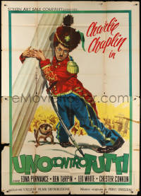 3w0098 ONE AGAINST ALL Italian 2p 1962 great different art of Charlie Chaplin in uniform!