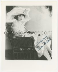3y0813 EVA NOVAK signed 8x10 REPRO still 1980s seated portrait of the pretty silent actress!