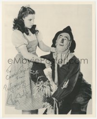 3y0893 RAY BOLGER signed 8x10 REPRO still 1980s as Scarecrow with Judy Garland in The Wizard of Oz!