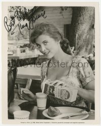 3y0393 TINA LOUISE signed 8x10 still 1958 candid pouring a cup of buttermilk, God's Little Acre!