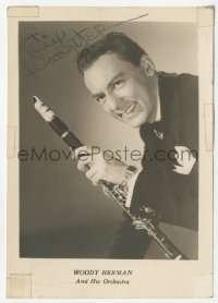 3y0463 WOODY HERMAN signed deluxe 5x7 fan photo 1950s portrait of the Big Band leader with clarinet!