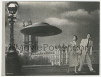 3z0129 EARTH VS. THE FLYING SAUCERS 8x10 key book still 1956 Taylor, Marlowe & UFO by Parliament!