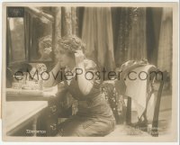 3z0003 IN THE BISHOP'S CARRIAGE 8x10 LC 1913 Mary Pickford is tempted by expensive jewels!