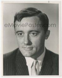 3z0288 MAN FROM U.N.C.L.E. TV 7.25x9 still 1960s head & shoulders portrait of Robert Vaughn!