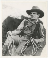 3z0342 OKLAHOMA KID 8.25x10 still 1939 c/u of James Cagney with lasso on horse by Mac Julian!