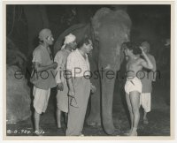 3z0429 SONG OF INDIA candid 8.25x10 still 1949 Sabu comparing elephant size with director Rogell!