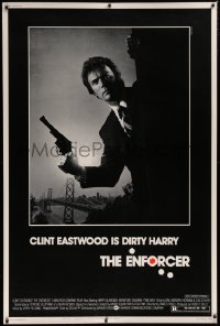4g0108 ENFORCER 40x60 1976 classic image of Clint Eastwood as Dirty Harry holding .44 magnum!