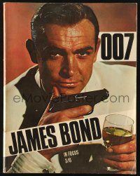 4g0711 007 JAMES BOND IN FOCUS English softcover book 1964 heavily illustrated, some in color!