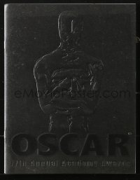 4g1235 77th ANNUAL ACADEMY AWARDS souvenir program book 2005 cool embossed cover art of the Oscar!