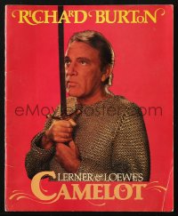 4g1258 CAMELOT stage play souvenir program book 1980 Richard Burton as King Arthur on Broadway!