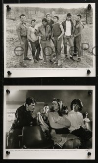 4g1079 OUTSIDERS presskit w/ 12 stills 1982 Coppola, Howell, Dillon, Macchio, Swayze, Lowe, Estevez