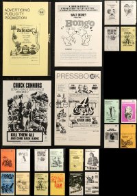 4h1001 LOT OF 24 UNCUT PRESSBOOKS 1960s-1970s advertising for a variety of different movies!