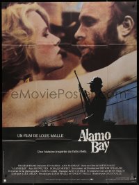4k0766 ALAMO BAY French 1p 1985 romantic close up of Vietnam veteran Ed Harris & Amy Madigan!