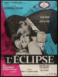 4k0912 ECLIPSE French 1p 1962 Michelangelo Antonioni, c/u of Alain Delon kissing sexy Monica Vitti!