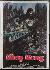 4k0161 KING KONG Italian 2p 1976 different art of BIG Ape destroying train by John Berkey!