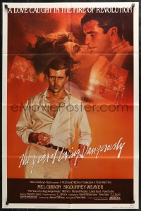 4m1356 YEAR OF LIVING DANGEROUSLY 1sh 1983 Peter Weir, artwork of Mel Gibson by Stapleton and Peak!