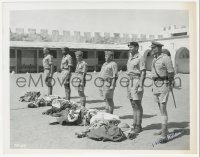 4p0370 HARRY ANDREWS signed 8x10 still 1965 lined up with Sean Connery & co-stars in The Hill!