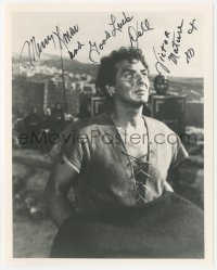 4p0626 VICTOR MATURE signed 8x10 REPRO still 1980s close up in crucifixion scene from The Robe.