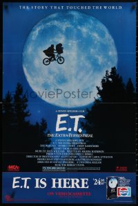 4s0120 E.T. THE EXTRA TERRESTRIAL 26x39 video poster R1988 Spielberg, bike over moon image!