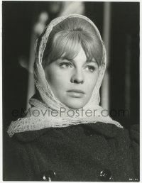 4w1151 DOCTOR ZHIVAGO 7.75x10.25 still 1965 close portrait of beautiful Julie Christie as Lara!
