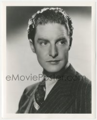 4w1585 ROBERT DONAT deluxe 8x10 still 1930s head & shoulders portrait of the MGM leading man!