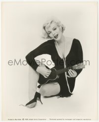 4w1649 SOME LIKE IT HOT 8.25x10 still 1959 sexiest portrait of Marilyn Monroe playing ukulele!