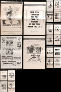 4x0401 LOT OF 20 UNCUT WARNER BROS. PRESSBOOKS 1950s-1960s advertising for a variety of movies!