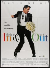 5c1237 IN & OUT French 1p 1998 Frank Oz, great image of Kevin Kline dancing w/flowers!