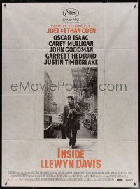 5c1244 INSIDE LLEWYN DAVIS French 1p 2013 Coen Brothers, Oscar Isaac on street with cat & guitar!