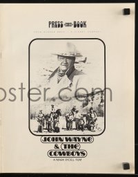 5g0698 COWBOYS pressbook 1972 big John Wayne gave these young boys their chance to become men!