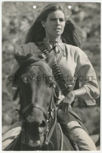 5z0002 100 RIFLES deluxe 7.75x11.75 still 1969 c/u of sexy Raquel Welch on horse by Tazio Secchiaroli!