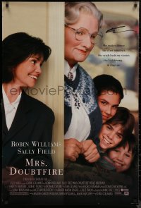 7w0038 MRS. DOUBTFIRE signed 1sh 1993 by Robin Williams, he's cross-dressing by Sally Field & kids!