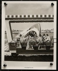 8r0065 UNIVERSAL STUDIOS TOUR presskit w/ 1 still 1976 the new Jaws ride with a Seven Seas cover!