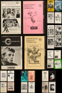 8s0059 LOT OF 30 UNCUT MOSTLY 1960s PRESSBOOKS 1960s advertising a variety of different movies!