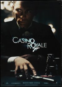 9r0033 CASINO ROYALE teaser DS German 33x47 2006 cool image of Daniel Craig as James Bond!